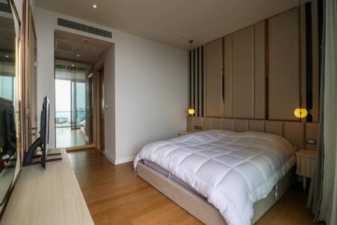 Condo in Bangkok, Thailand, 2 bedrooms  № 180909 - photo 13