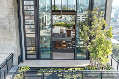 Condo in Bangkok, Thailand, 3 bedrooms  № 180907 - photo 17