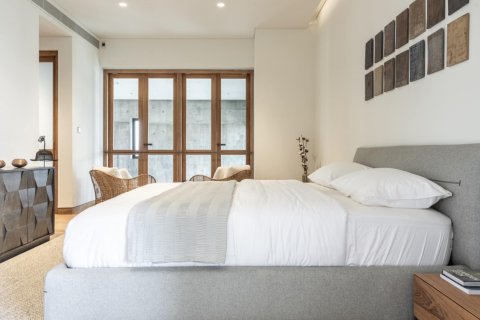 Condo in Bangkok, Thailand, 3 bedrooms  № 180907 - photo 29