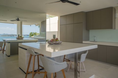 House in Ko Samui, Thailand 4 bedrooms № 180906 - photo 12