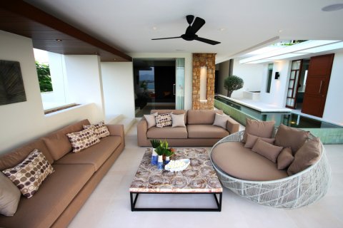 House in Ko Samui, Thailand 4 bedrooms № 180906 - photo 16