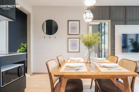 Condo in Bangkok, Thailand, 2 bedrooms  № 166359 - photo 2