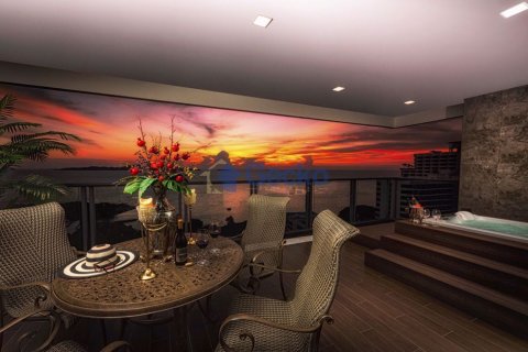 Condo in Pattaya, Thailand, 2 bedrooms № 196837 - photo 16