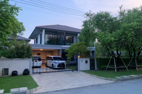 Maison à Bangkok, Thaïlande 3 chambres № 65597 - photo 1