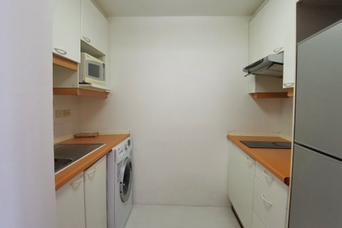 Condo in Pathum Wan, Bangkok, Thailand, 2 bedrooms № 200774 - photo 4
