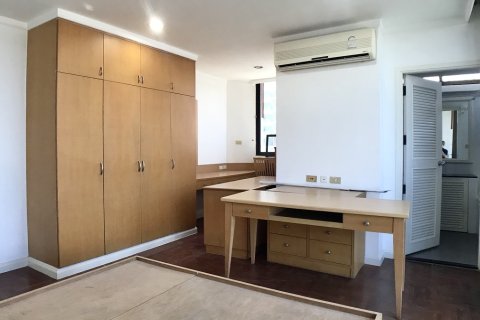 Condo à Watthana, Bangkok, Thaïlande, 2 chambres № 200777 - photo 7
