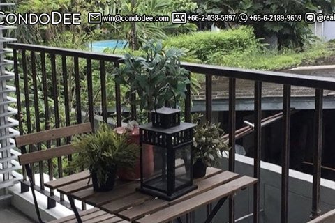 Condo à Watthana, Bangkok, Thaïlande, 2 chambres  № 200773