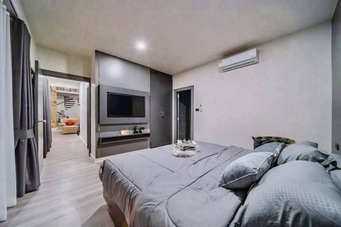 Villa in Pattaya, Thailand 3 bedrooms № 144797 - photo 12