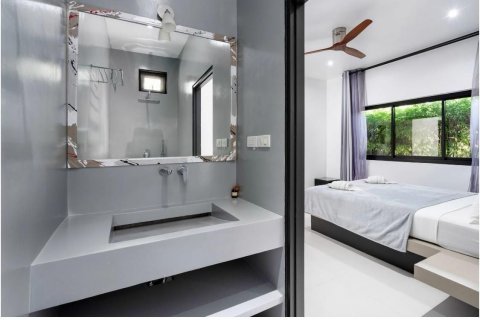 House in Ko Samui, Thailand 3 bedrooms № 144793 - photo 18