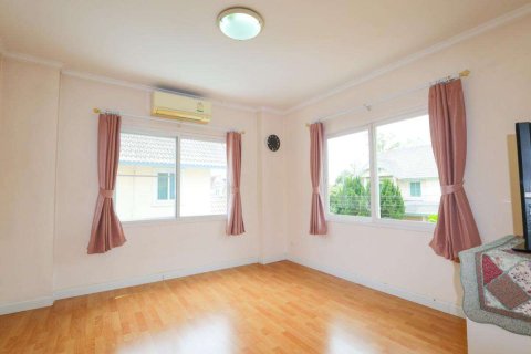 House in Chiang Mai, Thailand 3 bedrooms № 205509 - photo 2