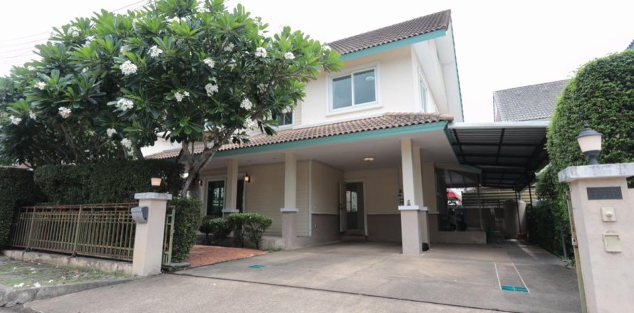 House in Chiang Mai, Thailand 3 bedrooms № 205509