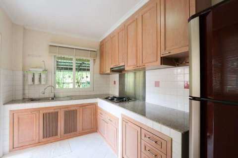 House in Chiang Mai, Thailand 3 bedrooms № 205509 - photo 14