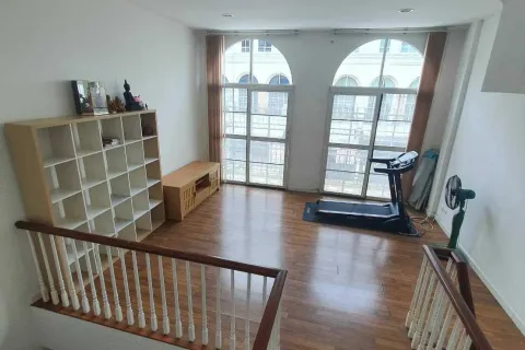 Townhouse à Bang Kapi, Bangkok, Thaïlande 3 chambres № 150264 - photo 4