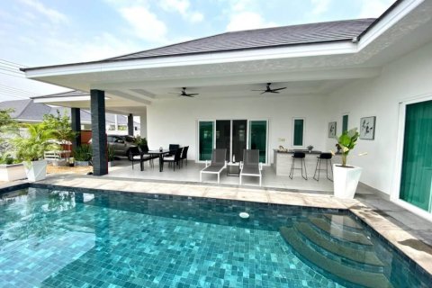 Villa à Hua Hin, Thaïlande 3 chambres № 172681