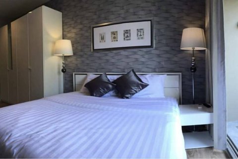 Condo in Cha-am, Thailand, 2 bedrooms  № 172676 - photo 8