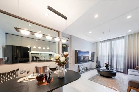 Condo à Dusit, Bangkok, Thaïlande, 2 chambres  № 172675