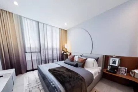 Condo à Dusit, Bangkok, Thaïlande, 2 chambres  № 172675 - photo 2