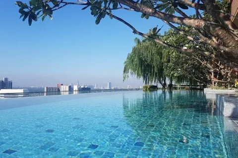 Студия в кондо в Клонг Тоэй, Бангкок, Таиланд № 142703 - фото 6