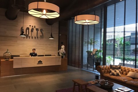 Студия в кондо в Клонг Тоэй, Бангкок, Таиланд № 142703 - фото 3