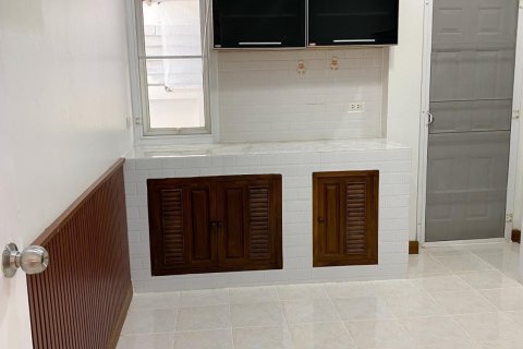 House in Hang Dong, Thailand 4 bedrooms № 142706 - photo 8