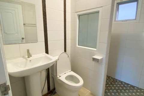 House in Hang Dong, Thailand 4 bedrooms № 142706 - photo 14