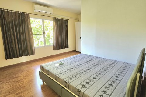 Maison à Chiang Mai, Thaïlande 4 chambres № 147200 - photo 12