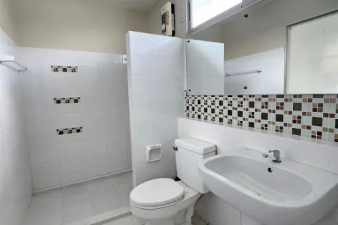 Reihenhaus in Saphan Sung, Bangkok, Thailand 3 Schlafzimmer № 219125 - Foto 14