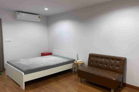 Condo in Bangkok, Thailand, 1 bedroom  № 208660