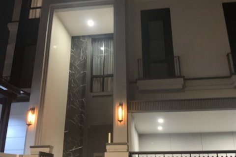 Maison à Saphan Sung, Bangkok, Thaïlande 5 chambres № 156220 - photo 26