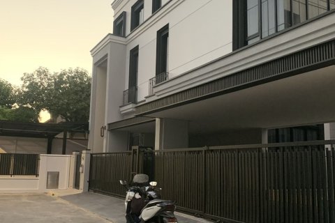 Maison à Saphan Sung, Bangkok, Thaïlande 5 chambres № 156220 - photo 27