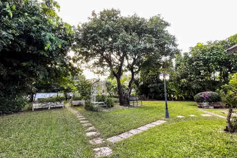 Villa in San Sai, Thailand 4 bedrooms № 156222 - photo 10