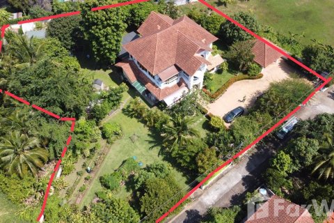 Villa in San Sai, Thailand 4 bedrooms № 156222 - photo 2