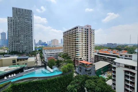 Studio in the Condo in Sathon, Bangkok, Thailand  № 156221 - photo 11