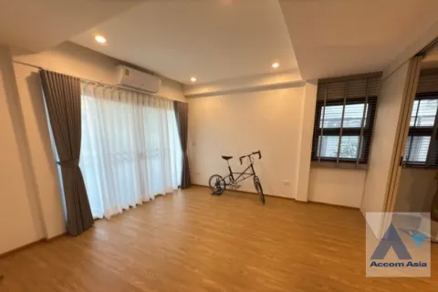 Haus in Huai Khwang, Bangkok, Thailand 3 Schlafzimmer № 218814 - Foto 11
