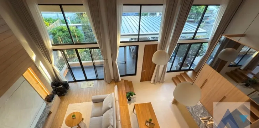 Haus in Huai Khwang, Bangkok, Thailand 3 Schlafzimmer № 218814