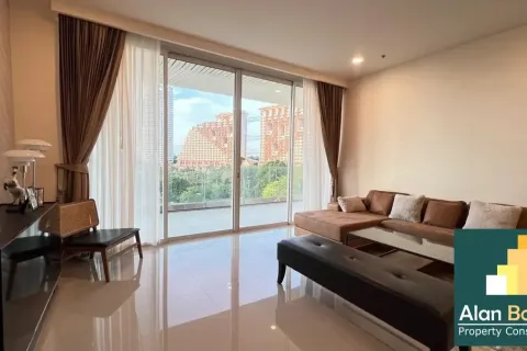 Condominio de 2 dormitorios en Pattaya, Tailandia № 210725 - foto 3