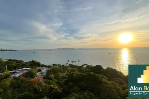 Condominio de 3 dormitorios en Pattaya, Tailandia № 210724 - foto 3
