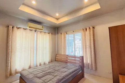 Casa de 3 dormitorios en Pattaya, Tailandia № 210723 - foto 22