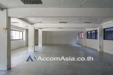 Gewerbeimmobilie in Khlong Toei, Bangkok, Thailand 1500 m2 № 217400 - Foto 12
