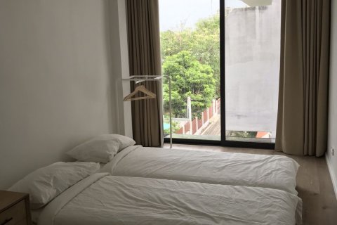 Шопхаус в Самутпракане, Таиланд  № 152783 - фото 14