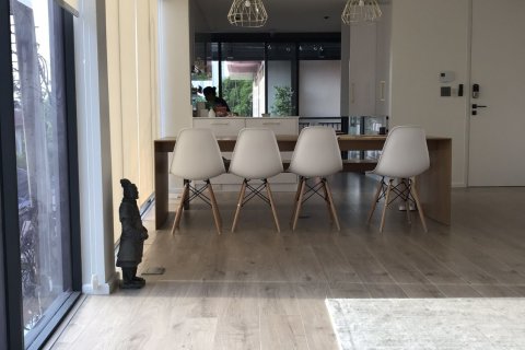 Шопхаус в Самутпракане, Таиланд  № 152783 - фото 27