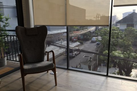 Шопхаус в Самутпракане, Таиланд  № 152783 - фото 28