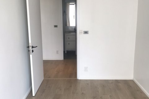 Шопхаус в Самутпракане, Таиланд  № 152783 - фото 4