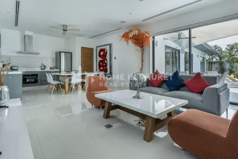 House in Rawai, Thailand 4 bedrooms № 134209 - photo 4