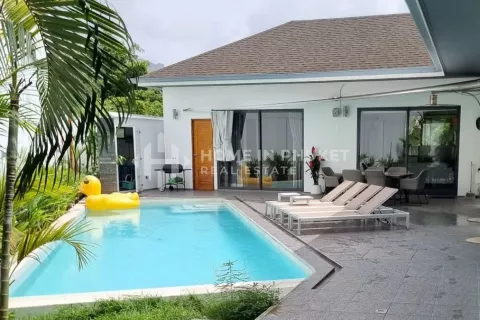 House in Rawai, Thailand 4 bedrooms № 134209 - photo 2