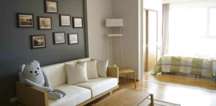 Студия в кондо в Кхлонг Сане, Бангкок, Таиланд № 145849