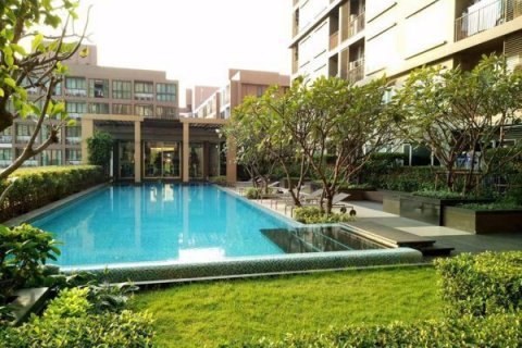 Студия в кондо в Кхлонг Сане, Бангкок, Таиланд № 145849 - фото 5