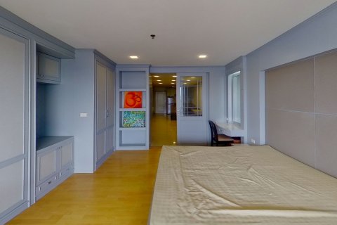 Студия в кондо в Банг Раке, Бангкок, Таиланд № 140394 - фото 6