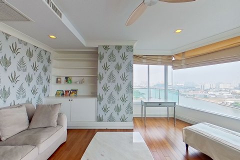 Condo in Bang Phlat, Bangkok, Thailand, 3 bedrooms № 140397 - photo 1
