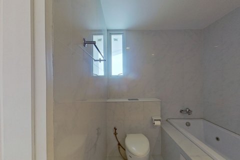 Condo in Bang Phlat, Bangkok, Thailand, 3 bedrooms № 140397 - photo 8